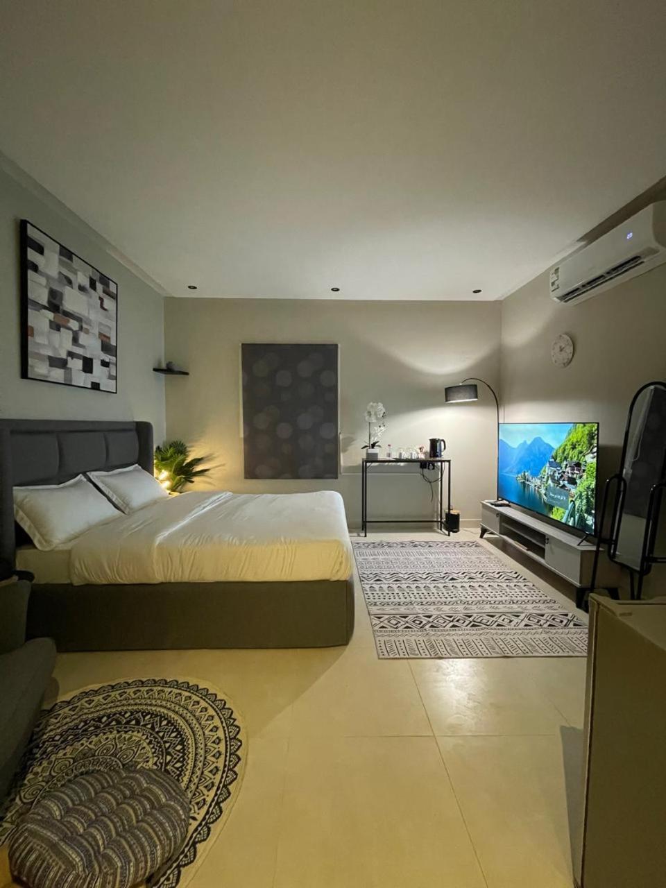 استوديو هادئ وحديث Riade Exterior foto
